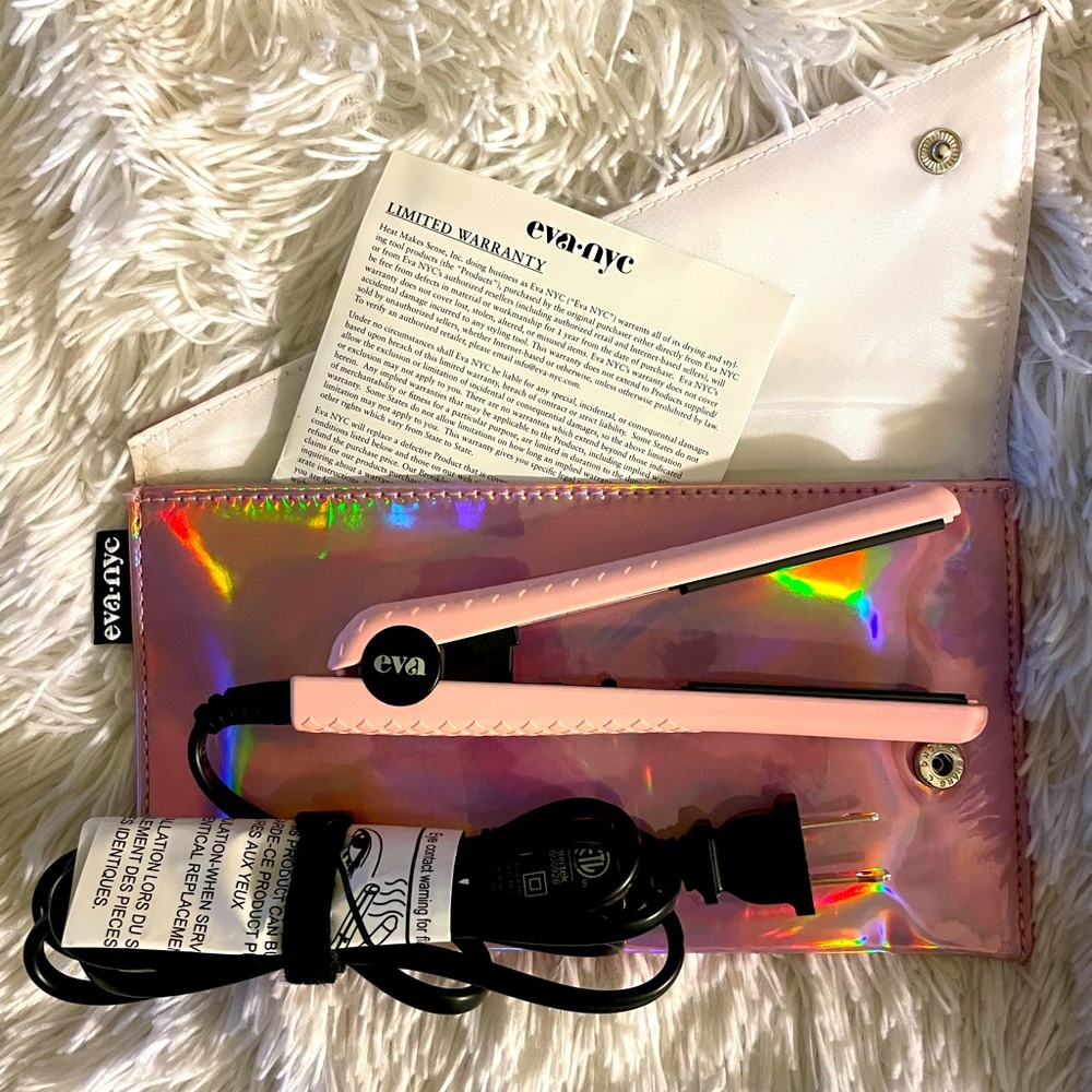 Eva NYC travel ceramic flat iron